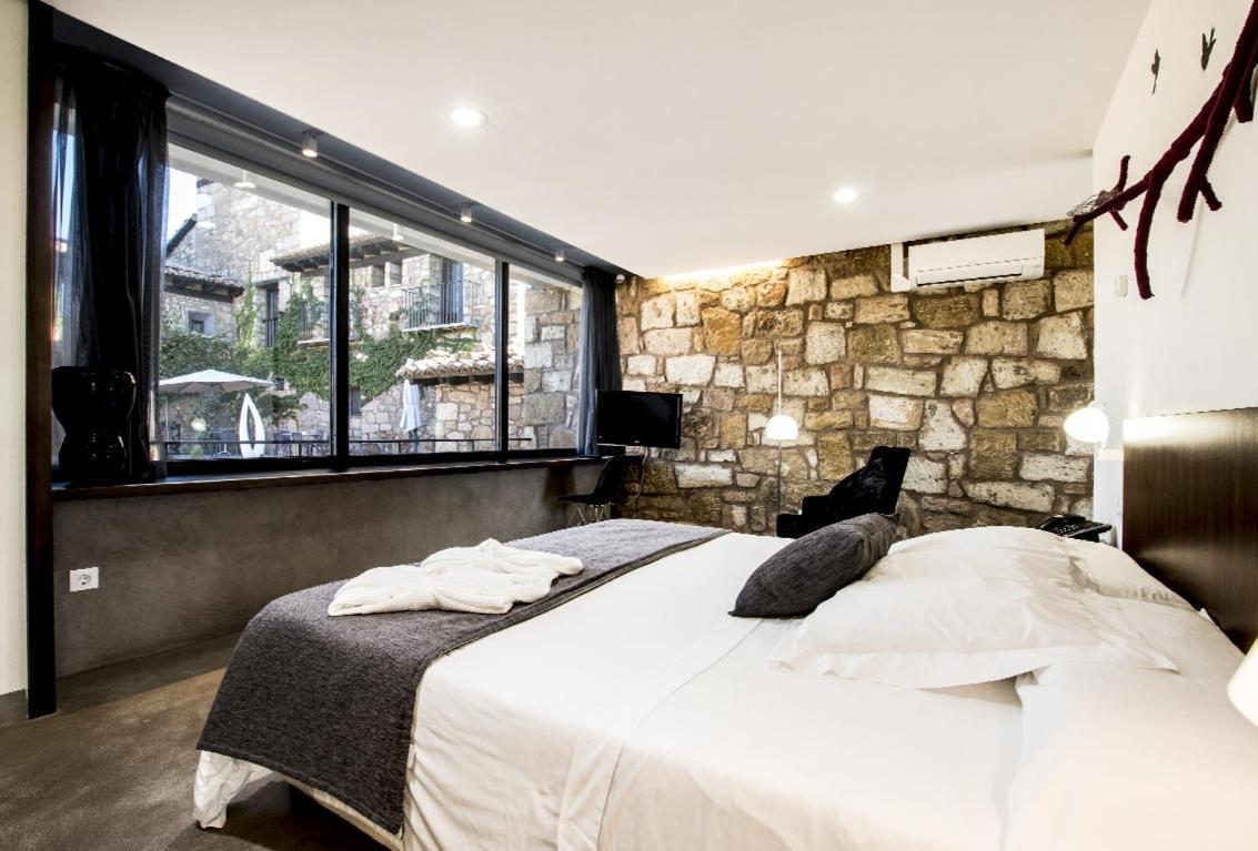 Hotel Restaurante Masia La Torre Mora de Rubielos Eksteriør billede